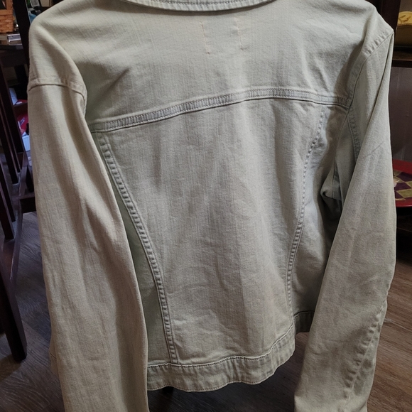 Light Blue Denim Jacket Size XL - Picture 2 of 4